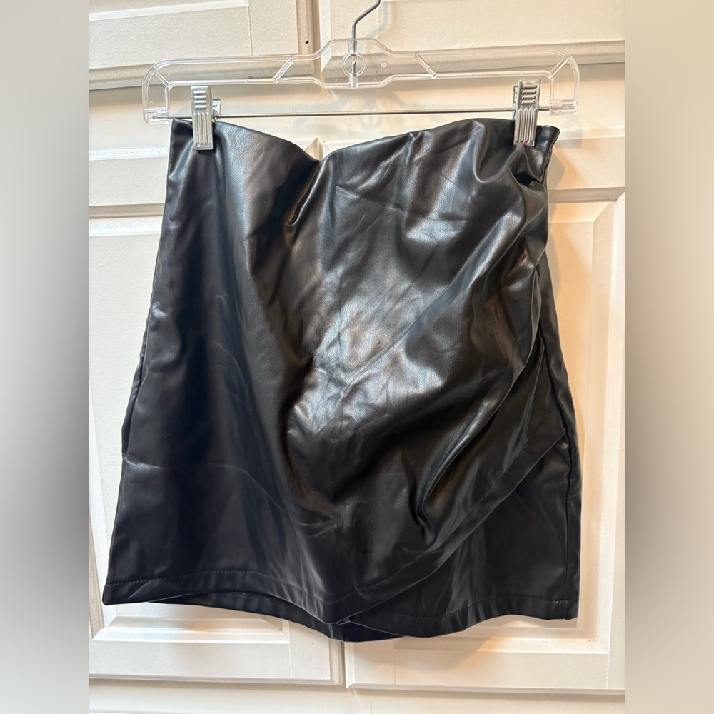 SHEIN Black Mini Skirt